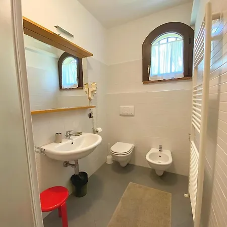 Ferienwohnung In Mit Privater Terrasse Sirmione