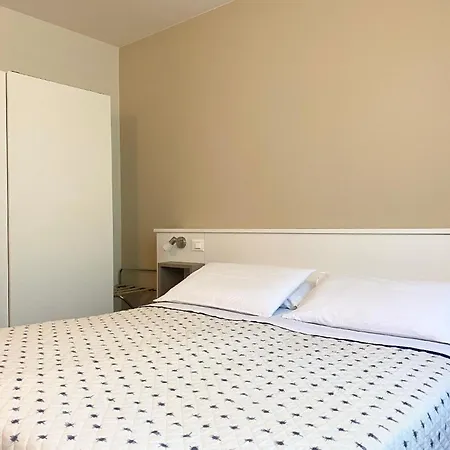 Ferienwohnung In Mit Privater Terrasse Apartment