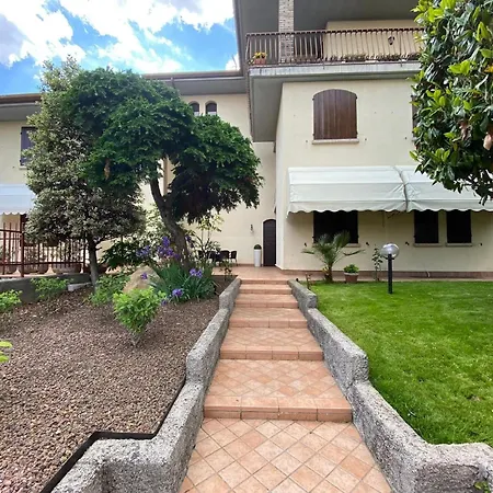 Ferienwohnung In Mit Privater Terrasse Apartment Sirmione